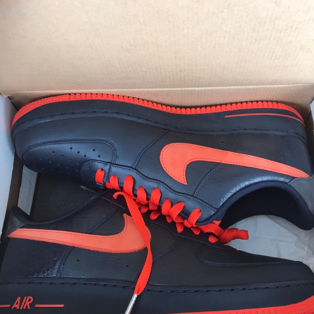 Unworn Air Force 1 Low Premium size 11
